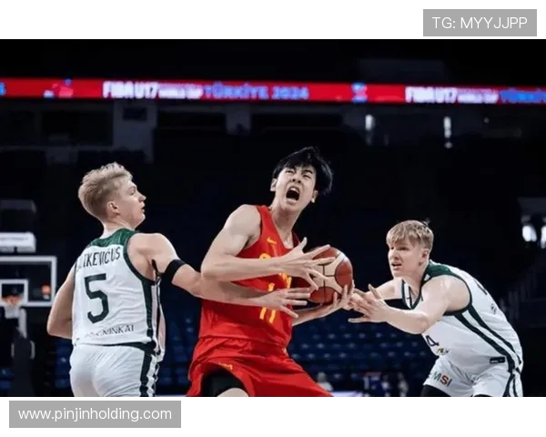 中国男篮逆转战胜澳大利亚，豪取世界杯预选赛六连胜晋级八强