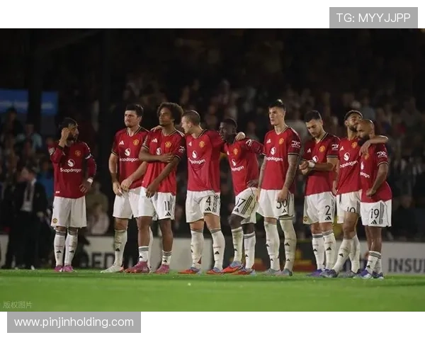 伯恩利俱乐部最新动态：新赛季目标明确 引援计划引关注