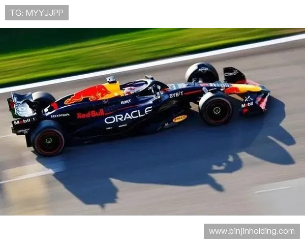 维斯塔潘再夺赛季冠军红牛车队统治F1赛场新格局形成