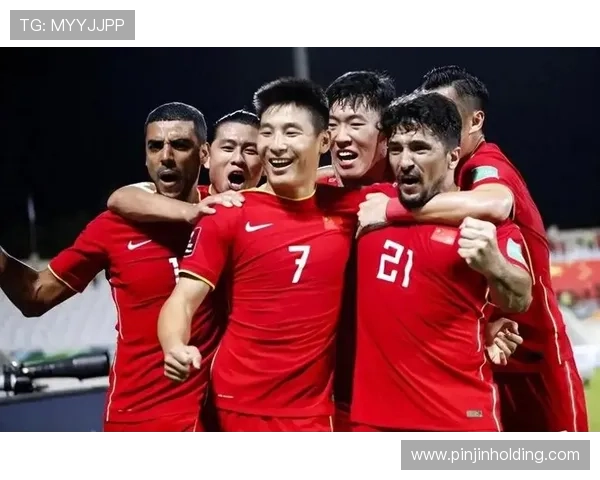 世界杯预选赛激战正酣 中国队力争小组出线全力备战艰难赛程