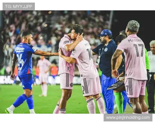 梅西加盟迈阿密国际首秀大胜引领美国足球新纪元